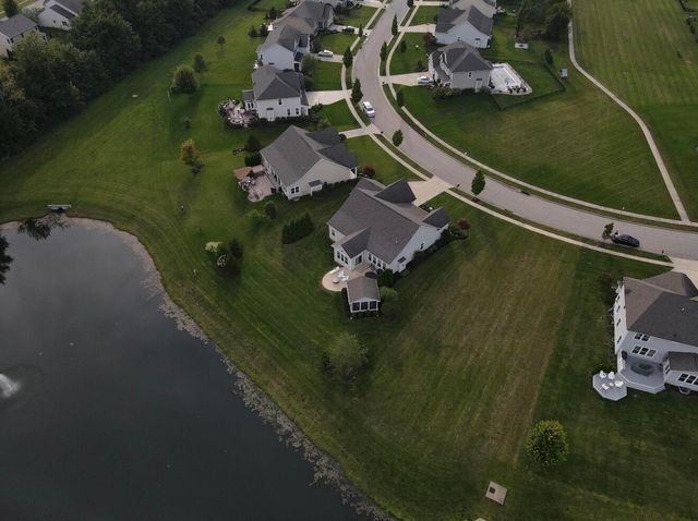 7712 Paradisio Drive, Galena, OH 43021