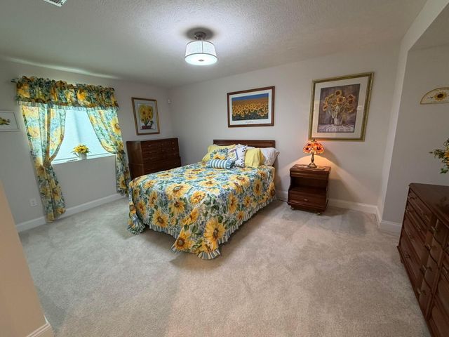 7712 Paradisio Drive, Galena, OH 43021