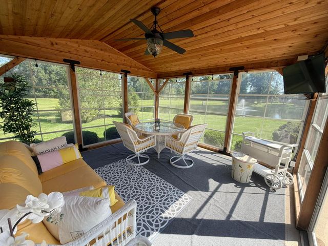 7712 Paradisio Drive, Galena, OH 43021