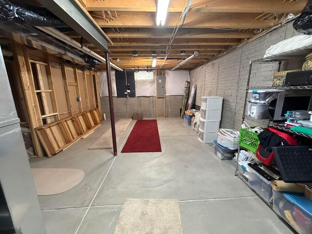 7712 Paradisio Drive, Galena, OH 43021