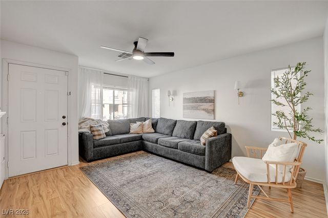 10413 Cole Younger Court, Las Vegas, NV 89129