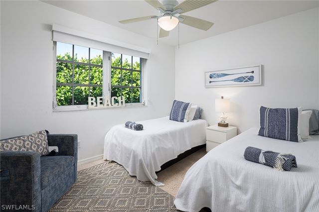 339 4th AVE N, Naples, FL 34102