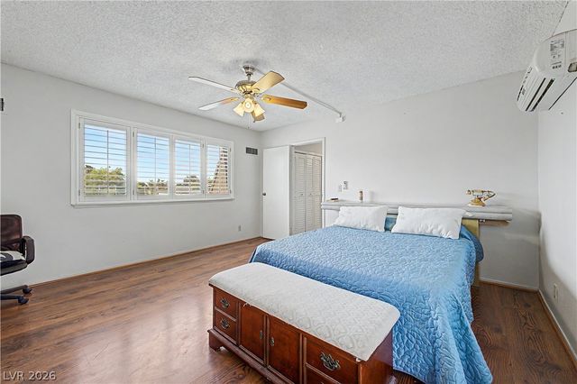 3537 Victory Avenue, Las Vegas, NV 89121