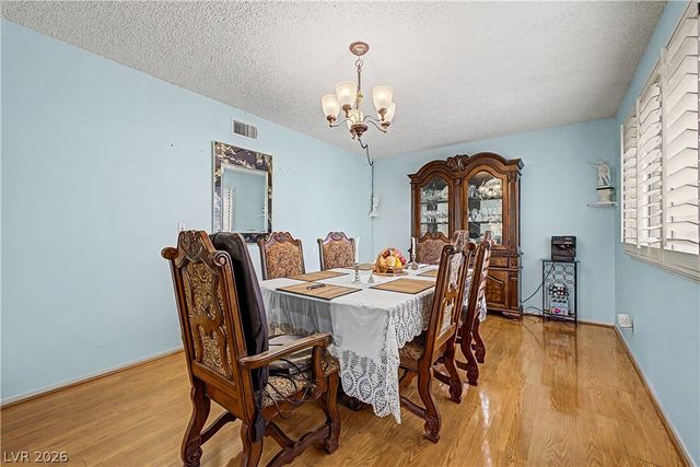 3537 Victory Avenue, Las Vegas, NV 89121