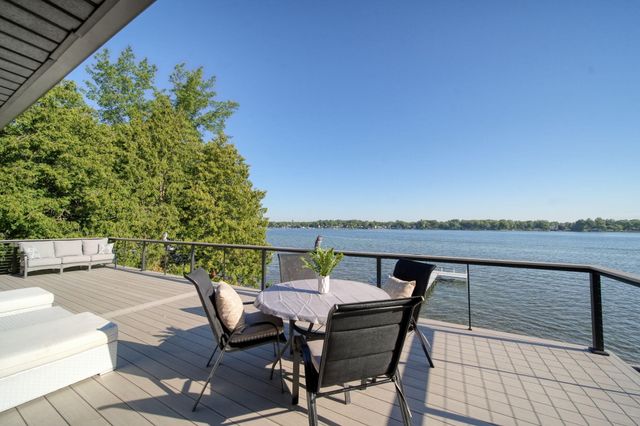 1756 Eagle Point Road, Clarklake, MI 49234