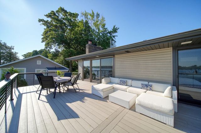 1756 Eagle Point Road, Clarklake, MI 49234