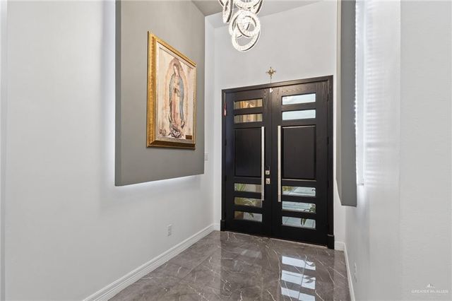 607 W Carmel Drive, Pharr, TX 78577