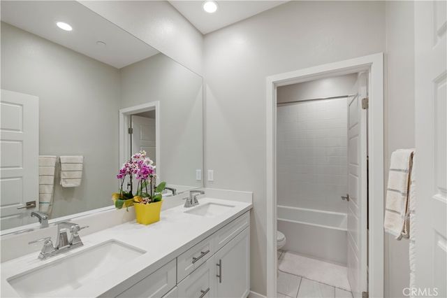 134 Modjeska, Irvine, CA 92618