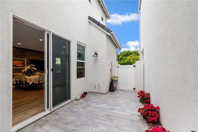 134 Modjeska, Irvine, CA 92618