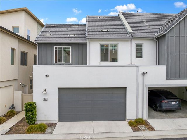 134 Modjeska, Irvine, CA 92618