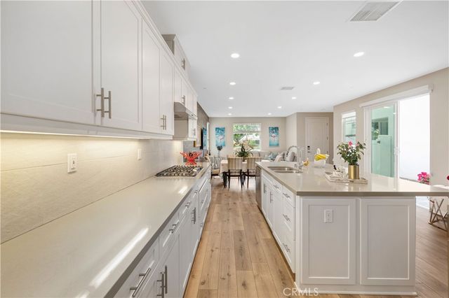 134 Modjeska, Irvine, CA 92618