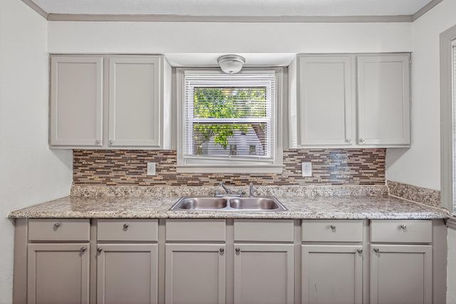 356 Amsterdam Avenue, Muskegon Heights City, MI 49444