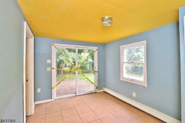 122 Dawes Hwy, Pompton Lakes Boro, NJ 07442