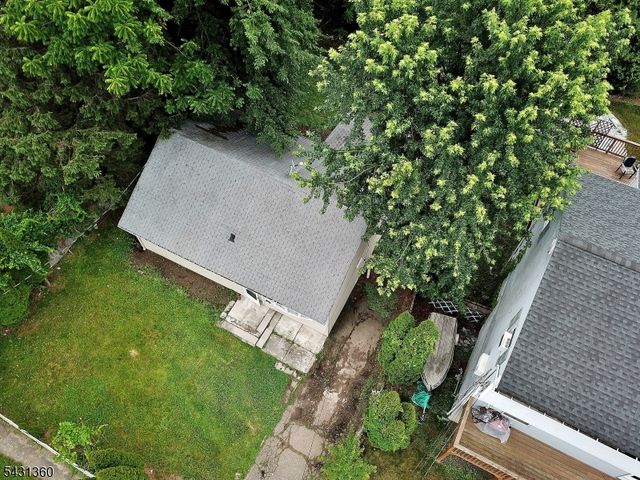 122 Dawes Hwy, Pompton Lakes Boro, NJ 07442