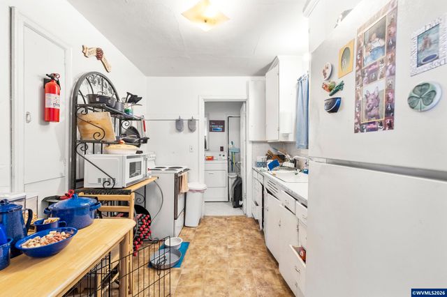 4053 Liberty Rd S, Salem, OR 97302