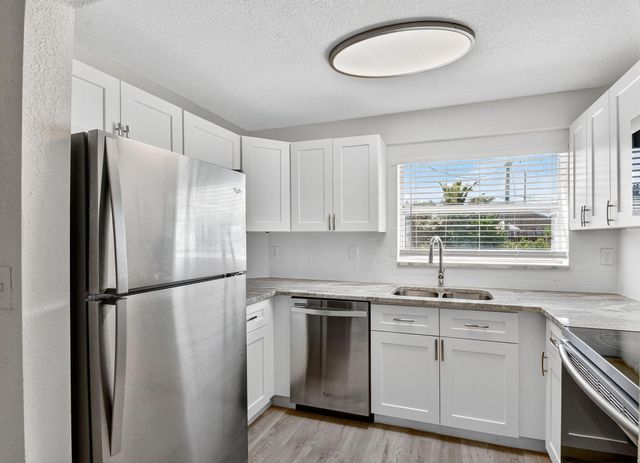 1373 W 30th Street, Riviera Beach, FL 33404