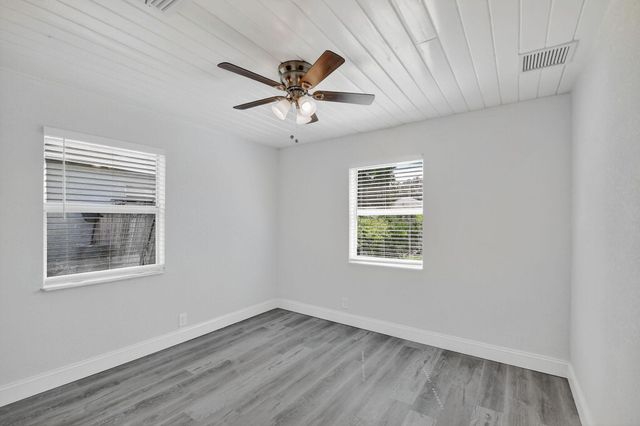 1373 W 30th Street, Riviera Beach, FL 33404