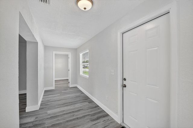 1373 W 30th Street, Riviera Beach, FL 33404