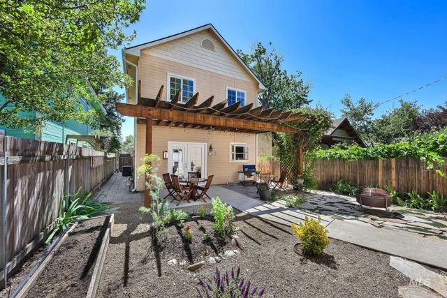 1316 E Franklin St, Boise, ID 83712