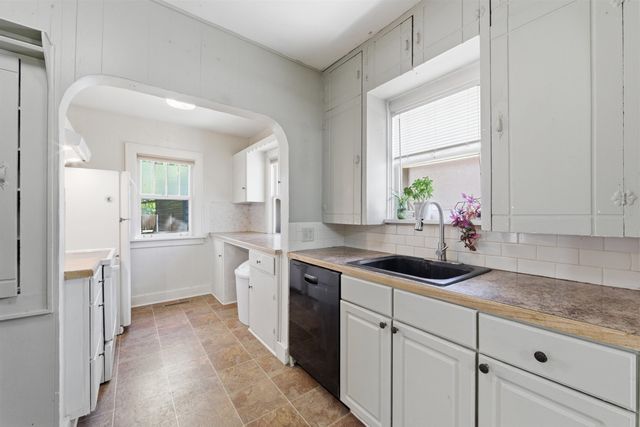 722 S Chautauqua, Wichita, KS 67211