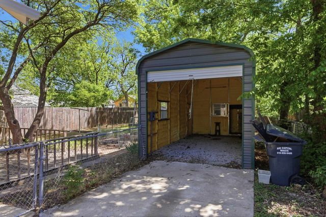 722 S Chautauqua, Wichita, KS 67211