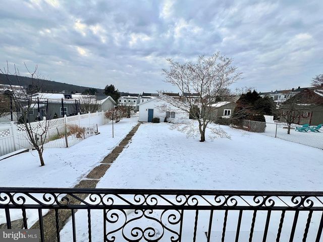 222 S CENTER ST, Frackville, PA 17931