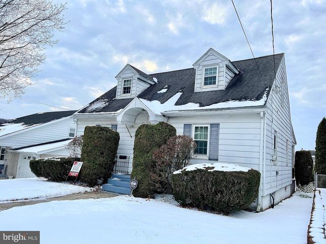 222 S CENTER ST, Frackville, PA 17931