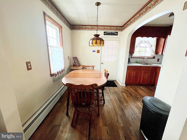 222 S CENTER ST, Frackville, PA 17931