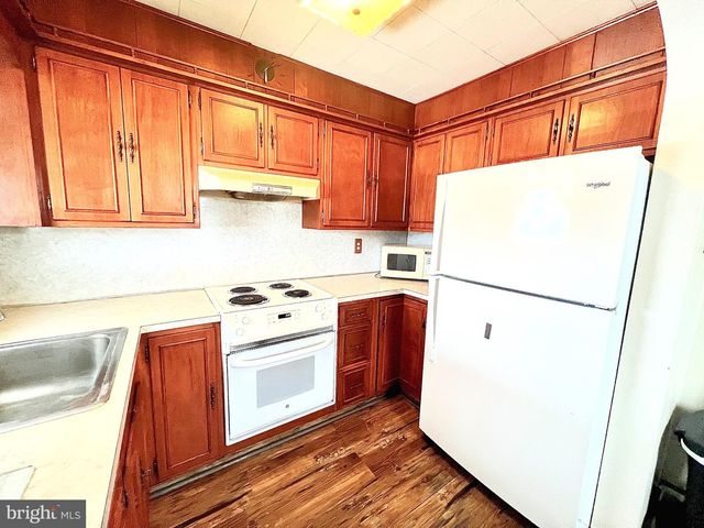 222 S CENTER ST, Frackville, PA 17931