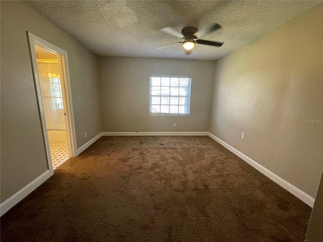 10204 N EDISON AVENUE, Tampa, FL 33612