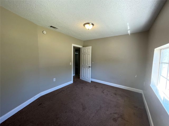 10204 N EDISON AVENUE, Tampa, FL 33612