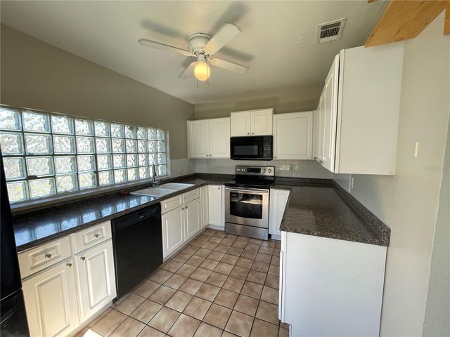 10204 N EDISON AVENUE, Tampa, FL 33612