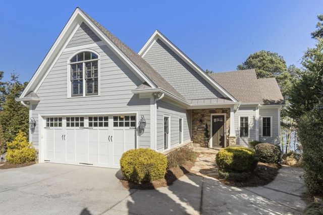 6402 Lakeview Drive, Buford, GA 30518