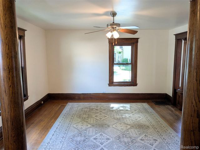 300 Bristol Street S, Almont Village, MI 48003