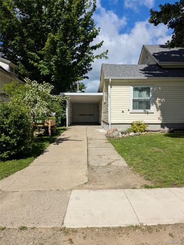 300 Bristol Street S, Almont Village, MI 48003