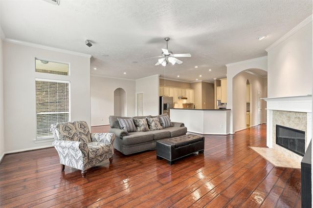 6522 Pine Reserve Drive, Spring, TX 77389