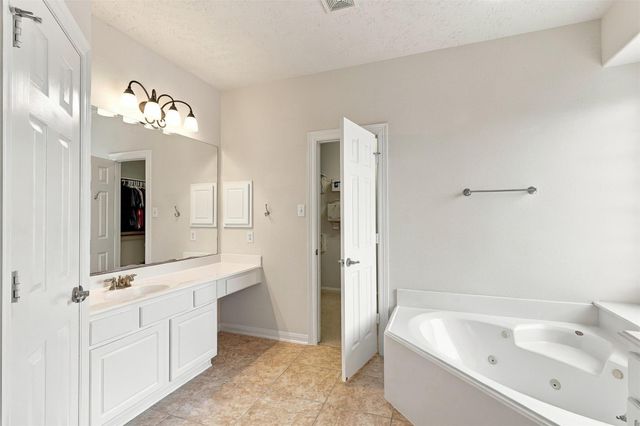 6522 Pine Reserve Drive, Spring, TX 77389