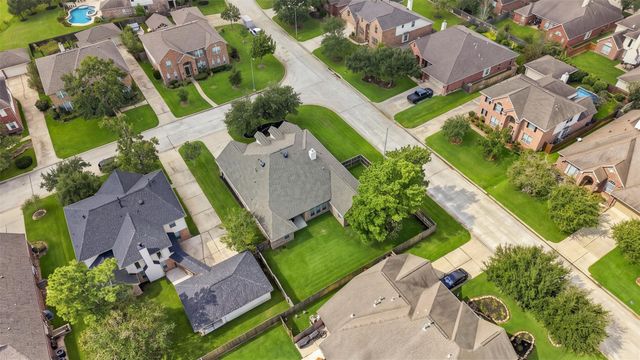 6522 Pine Reserve Drive, Spring, TX 77389