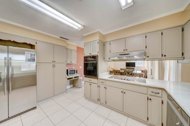 8211 Laird Street, Panama City Beach, FL 32408