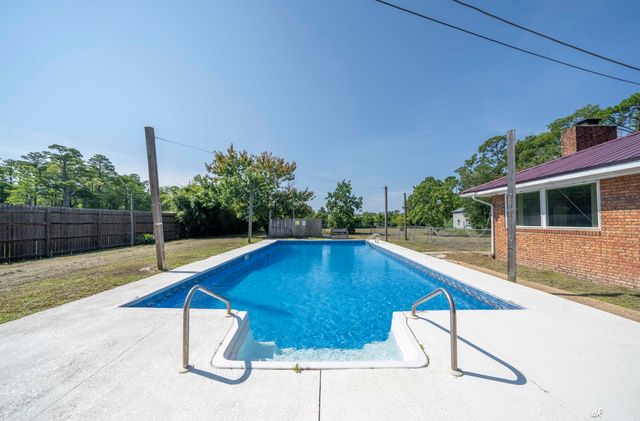 8211 Laird Street, Panama City Beach, FL 32408