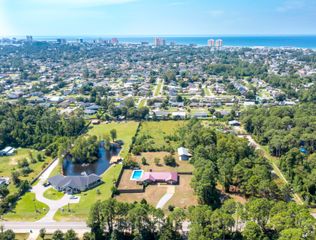 8211 Laird Street, Panama City Beach, FL 32408