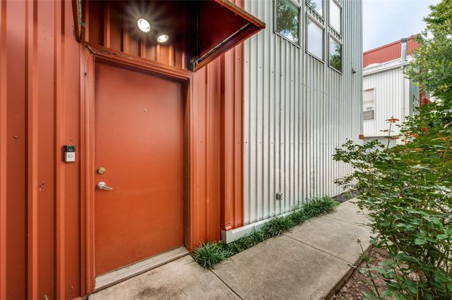 3828 San Jacinto Street, Dallas, TX 75204