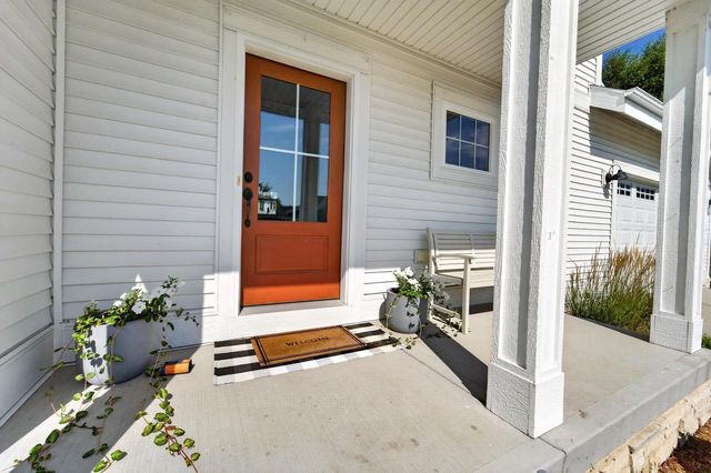 1003 Tara Lane, Waunakee, WI 53597