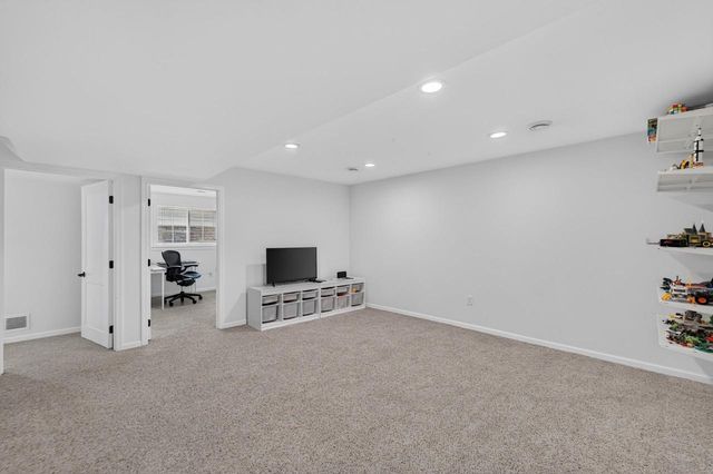 1003 Tara Lane, Waunakee, WI 53597