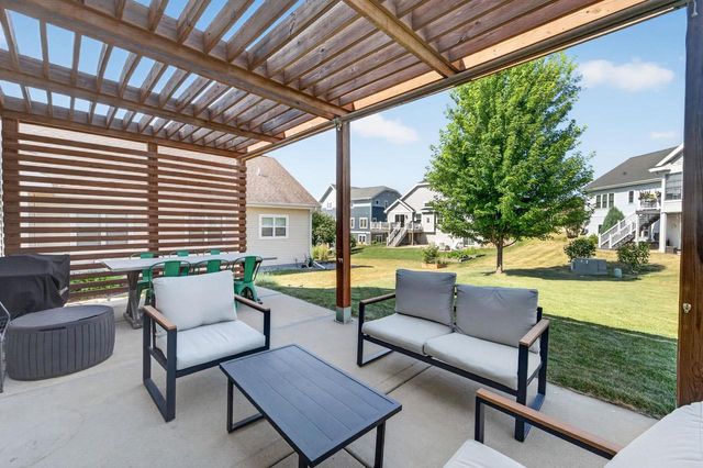 1003 Tara Lane, Waunakee, WI 53597