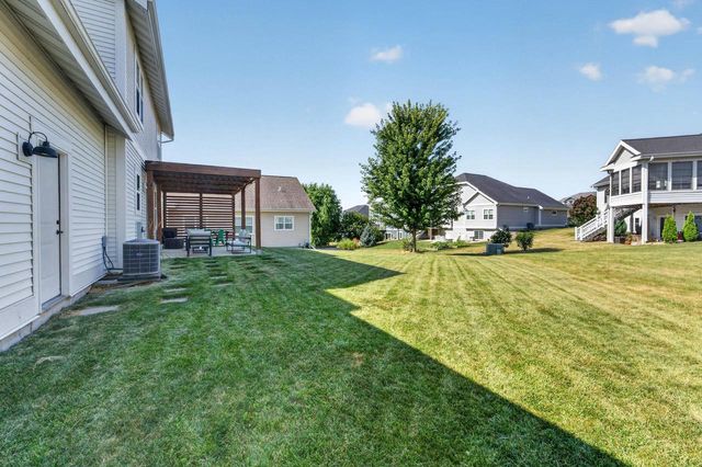1003 Tara Lane, Waunakee, WI 53597