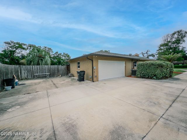 55 HIALEAH Drive, Orange Park, FL 32073