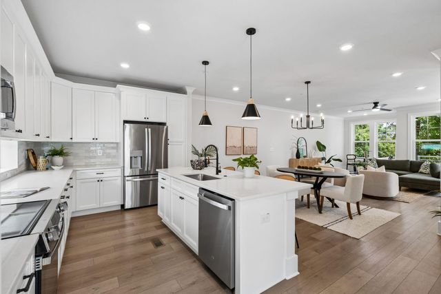 1150 Valdosta Street Unit 102, North Charleston, SC 29405