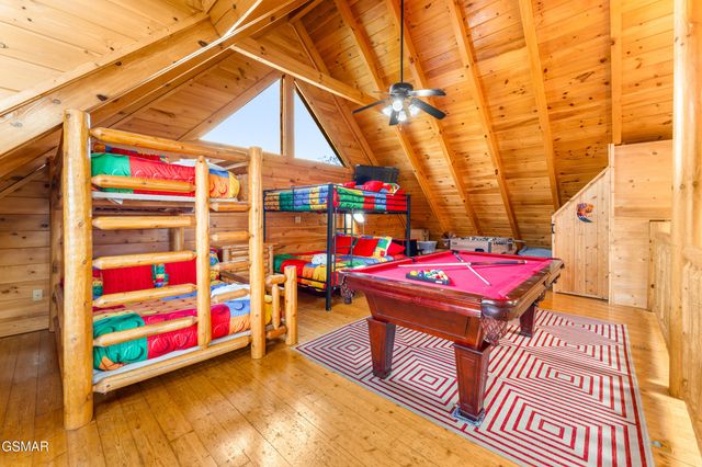 1308 Timberwolf Way, Sevierville, TN 37876