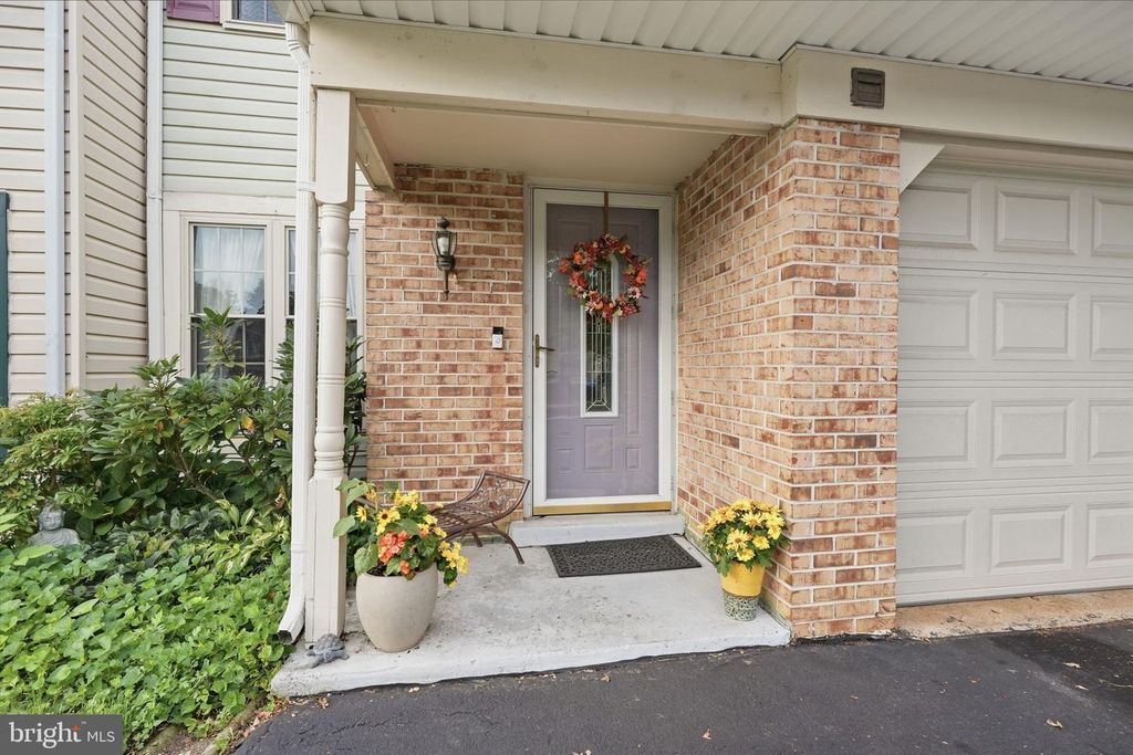 4 LOGGERS MILL RD, HORSHAM, PA 19044 — photo 2